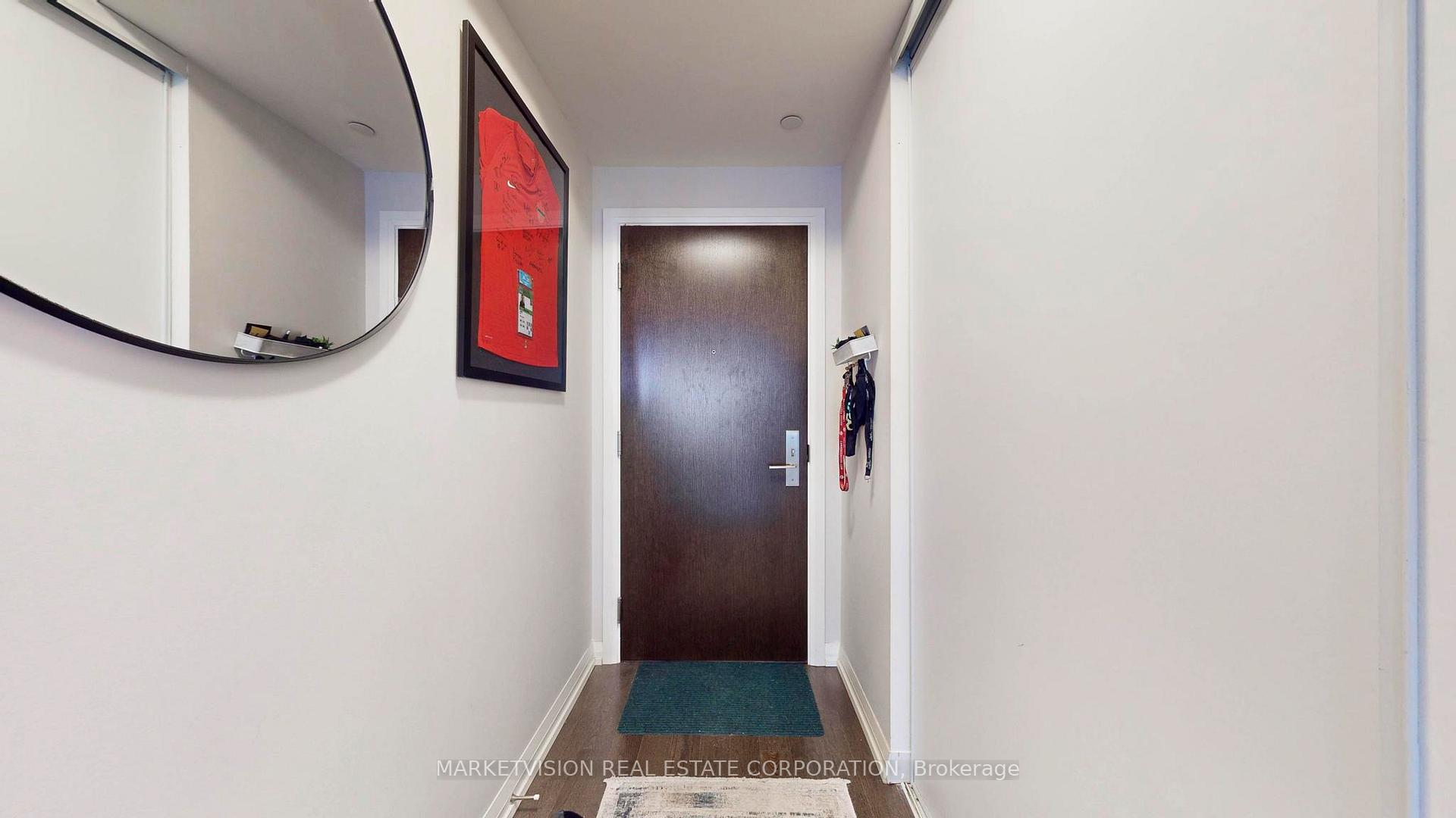 1 Bedroom Condo at 460 Adelaide,  Toronto For sale