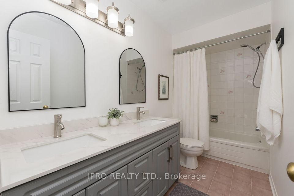 Primary Ensuite