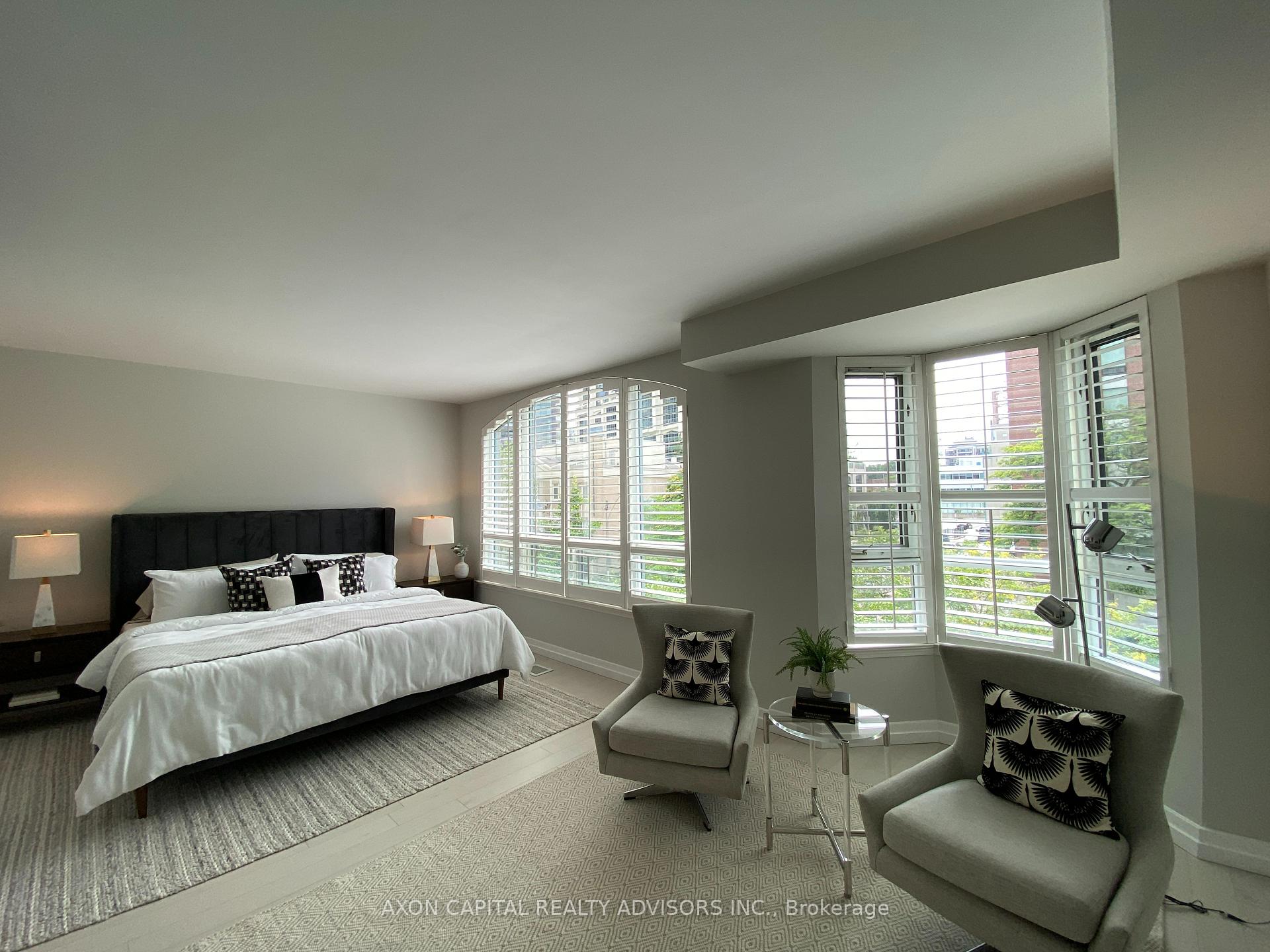 3 Bedrooms Condo at 59 Mcmurrich, Toronto For sale