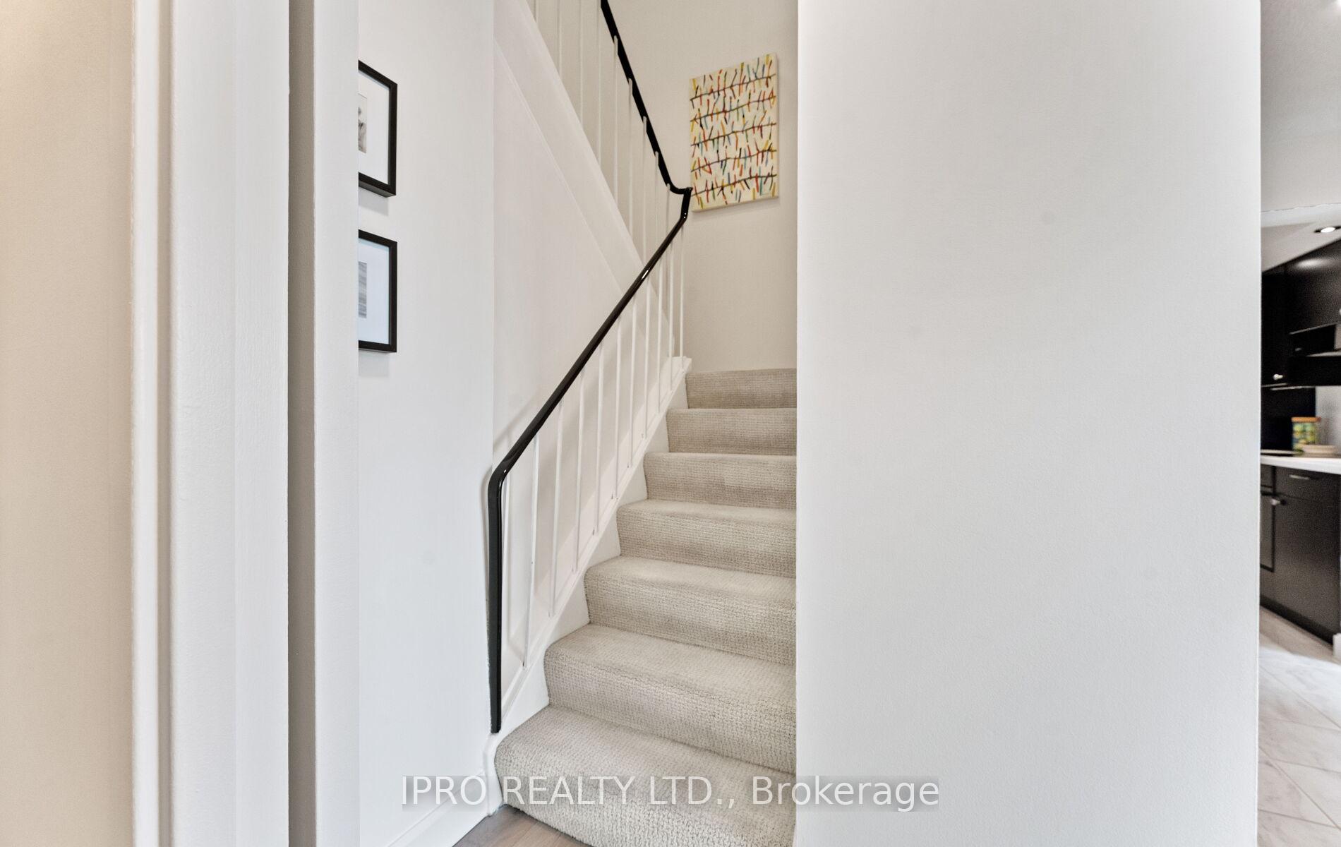 4 Bedrooms Condo at 60 Southport, Toronto For sale