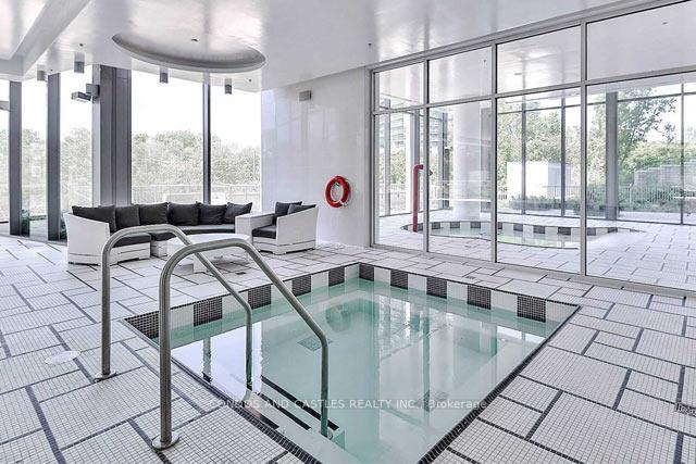 2 Bedrooms Condo at 88 Park Lawn, Toronto For sale