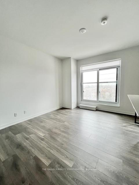 3 Bedrooms Condo at 7950 Bathurst,  Vaughan For sale