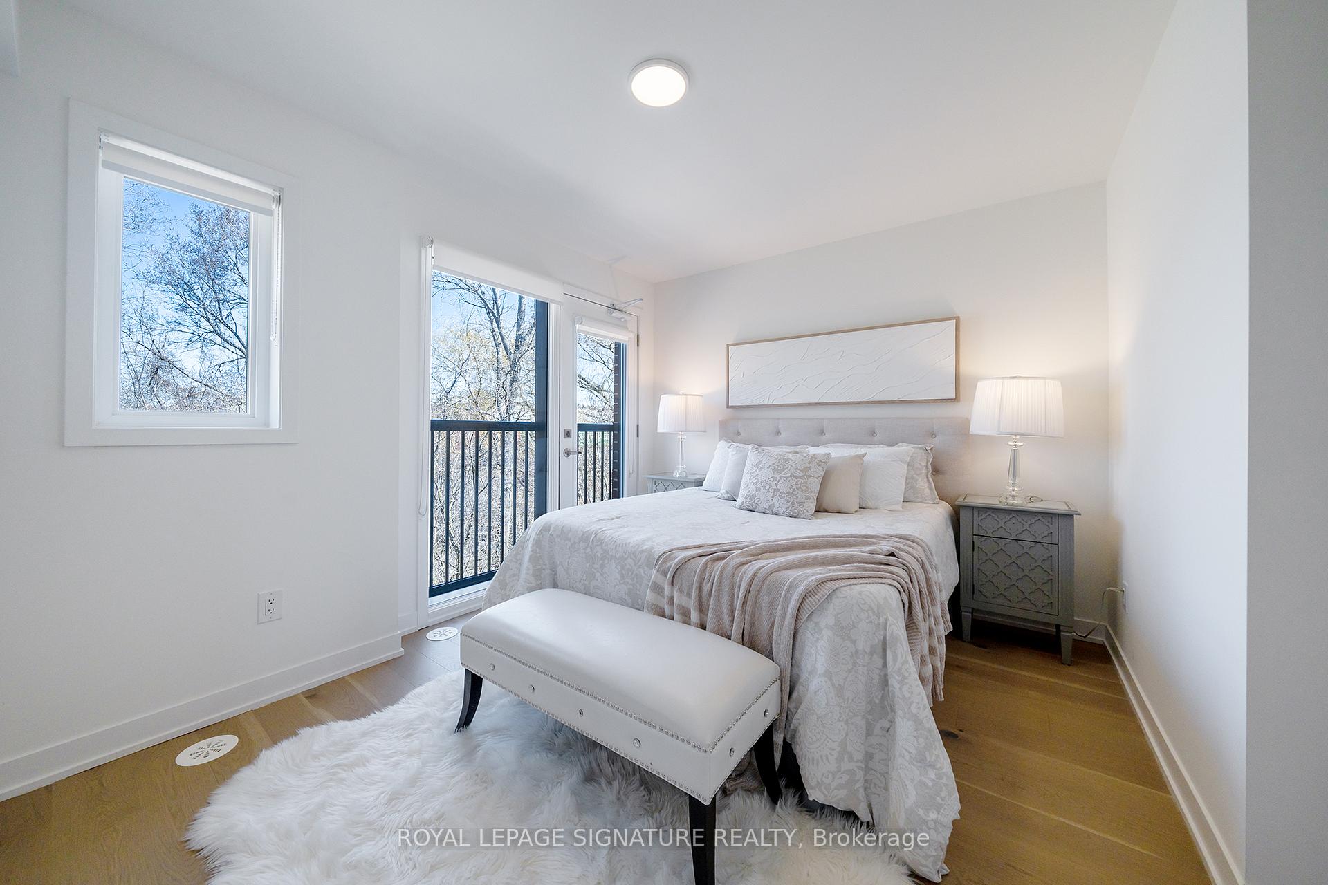 3 Bedrooms Condo at 110 Canon Jackson,  Toronto For sale