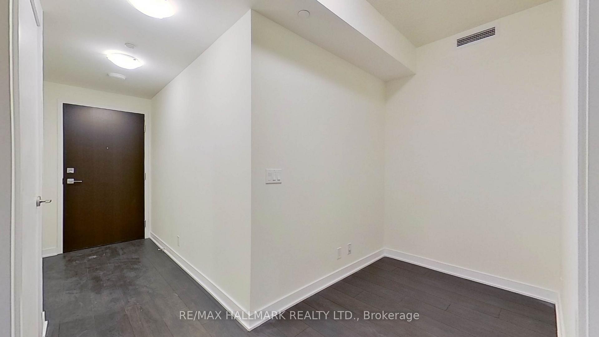 2 Bedrooms Condo at 2221 Yonge,  Toronto For sale