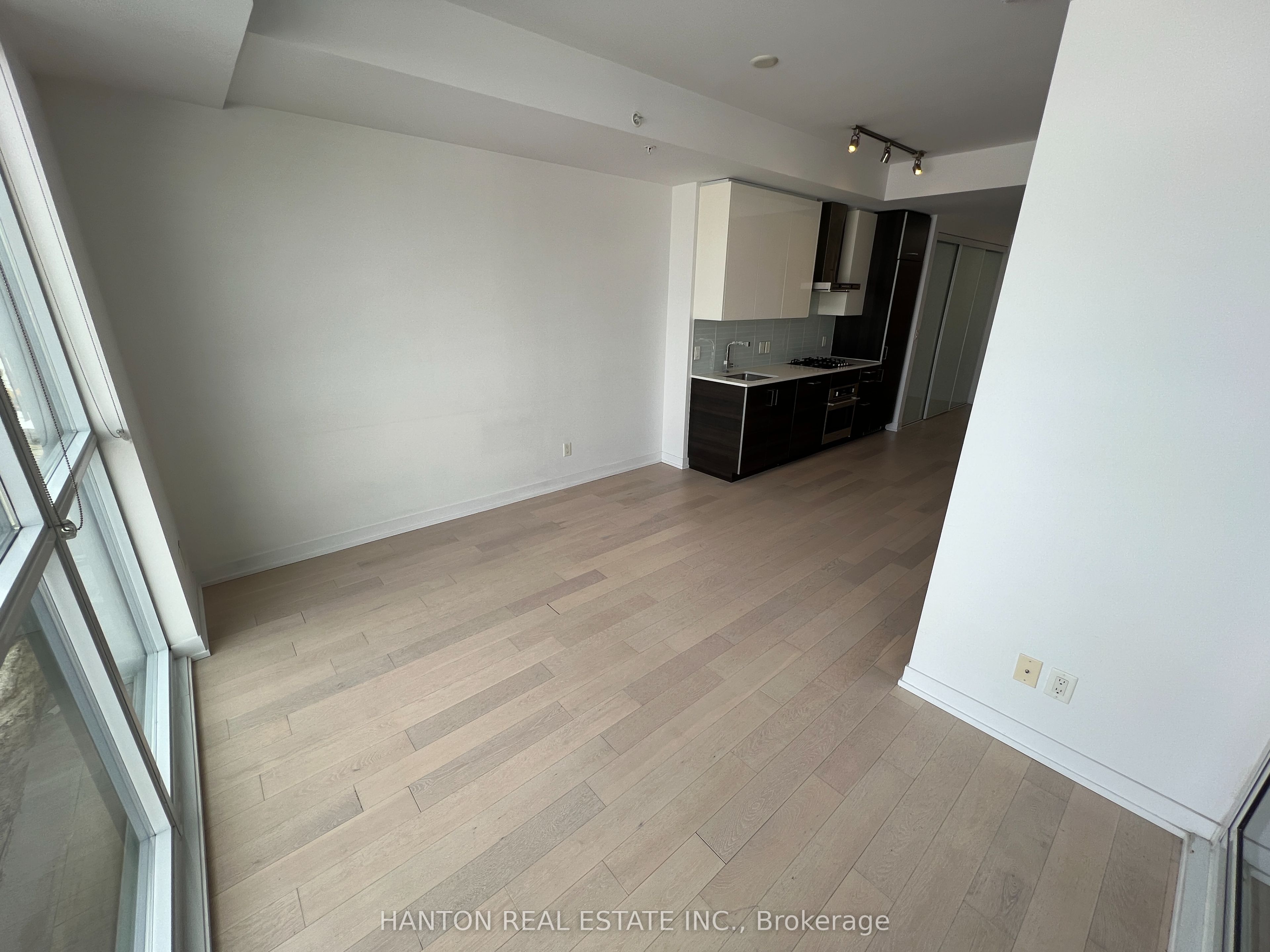 36 Howard Park Avenue, #506