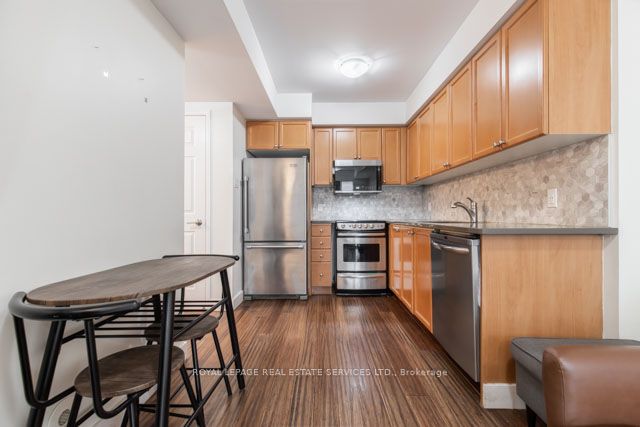 4975 Southampton Drive, #272