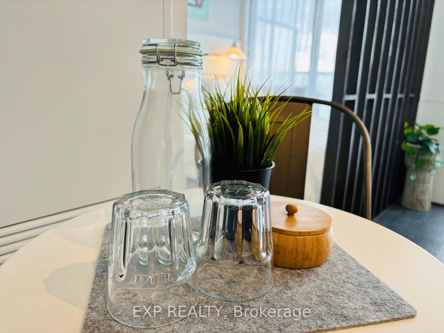 1 Bedroom Condo at 50 Charles, Toronto For sale