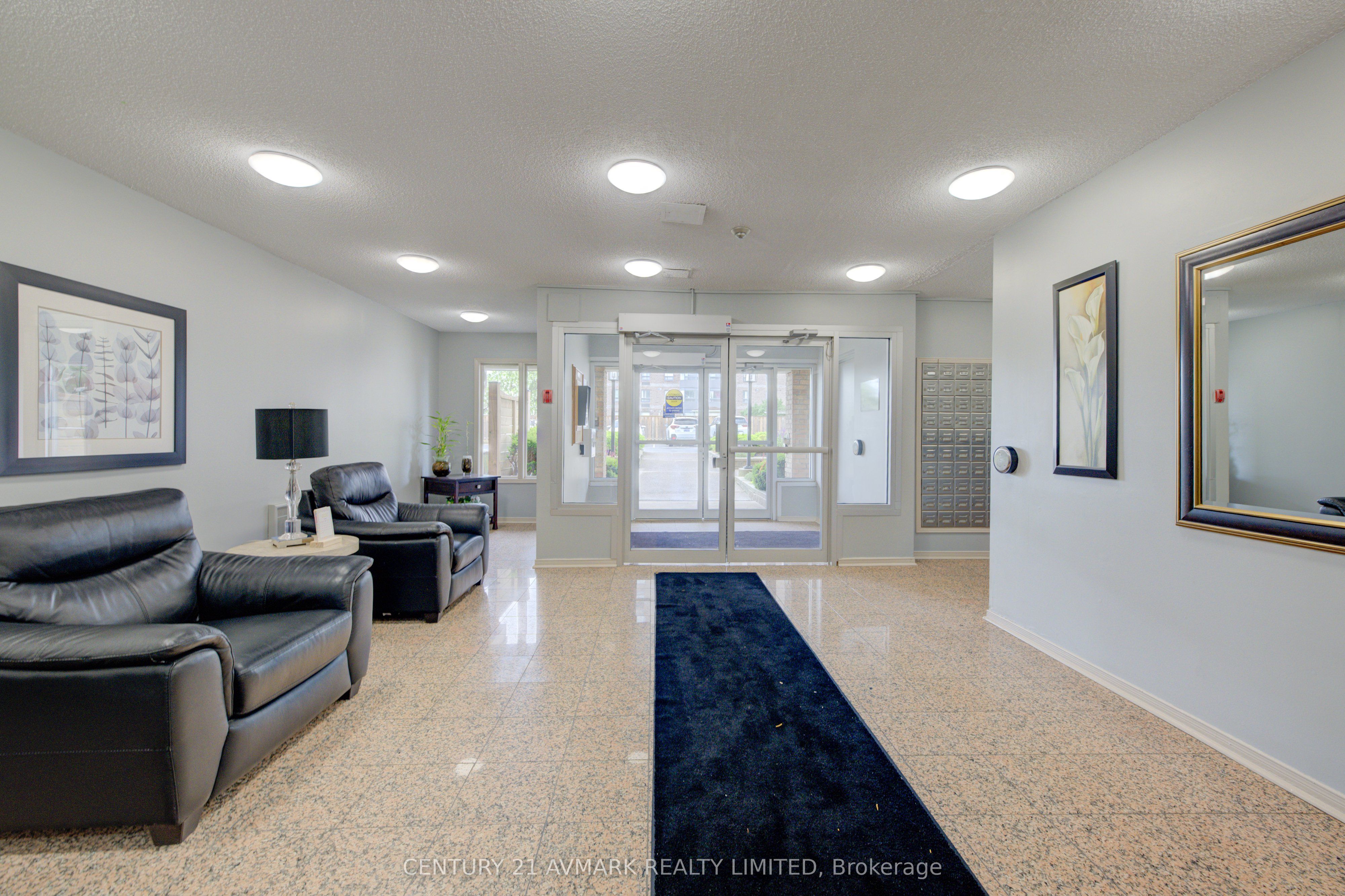 78 Roehampton Avenue, #205