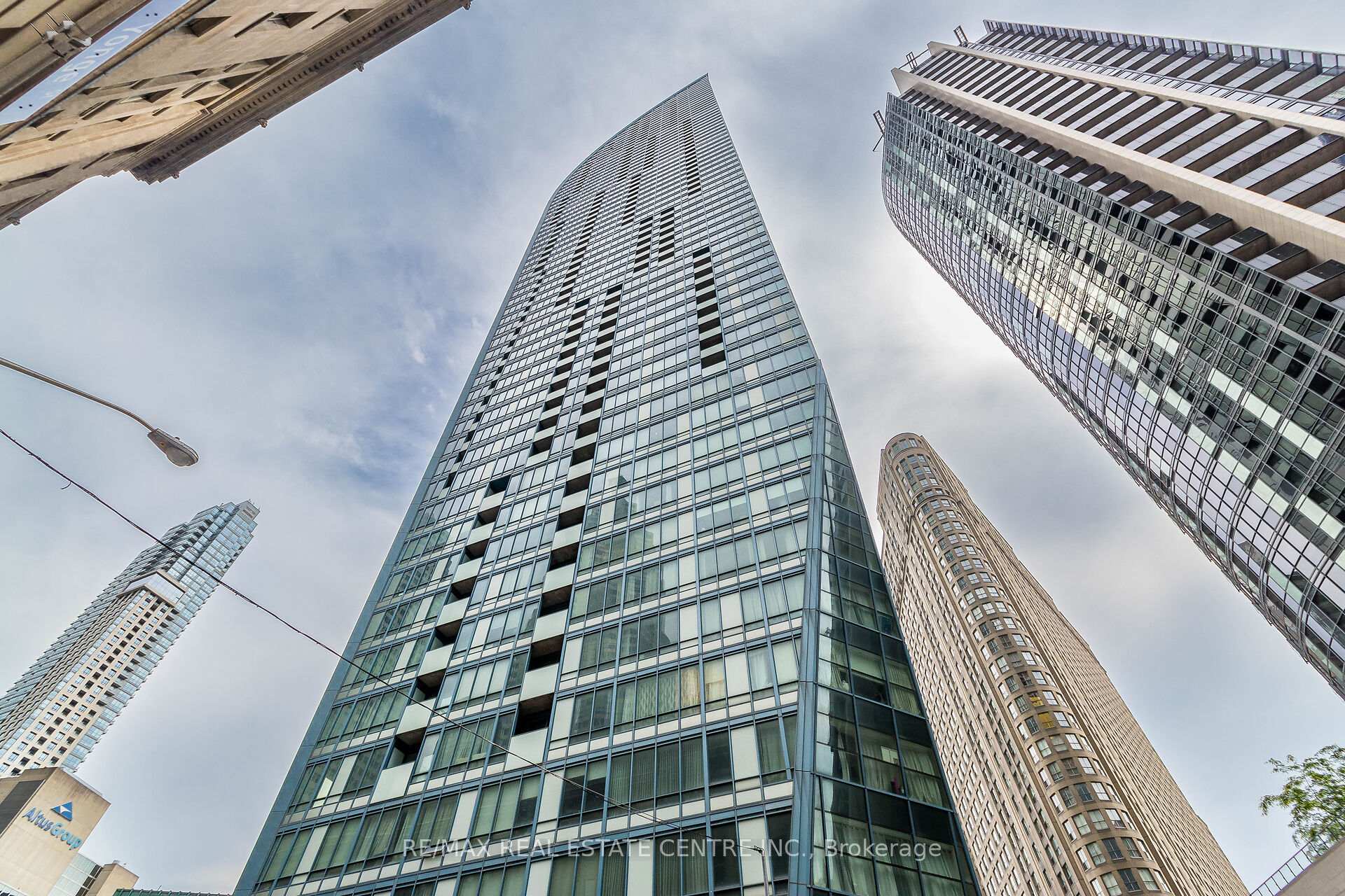 1 Bedroom Condo at 8 The Esplanade, Toronto For sale
