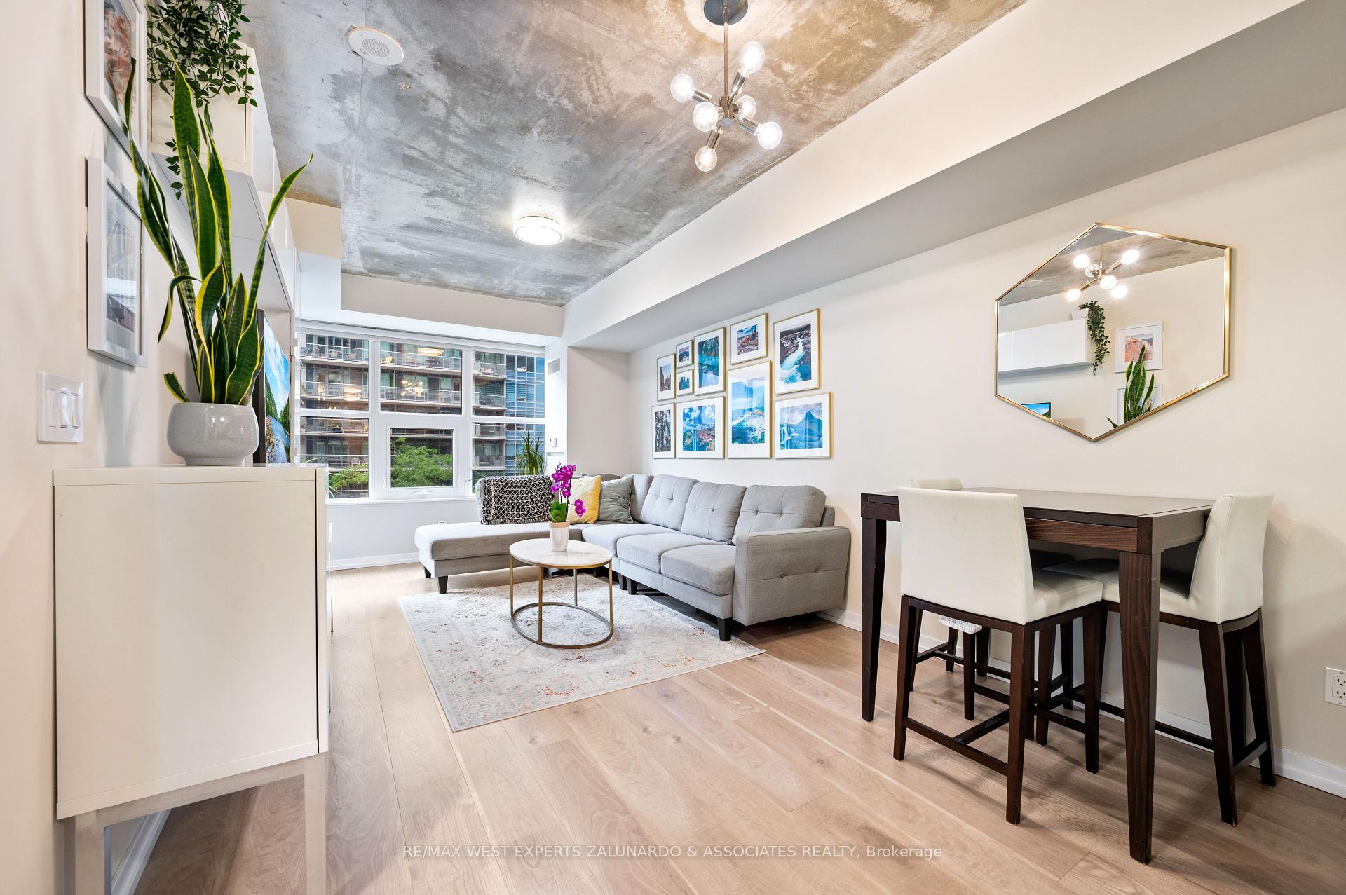 2 Bedrooms Condo at 59 East Liberty, Toronto For sale