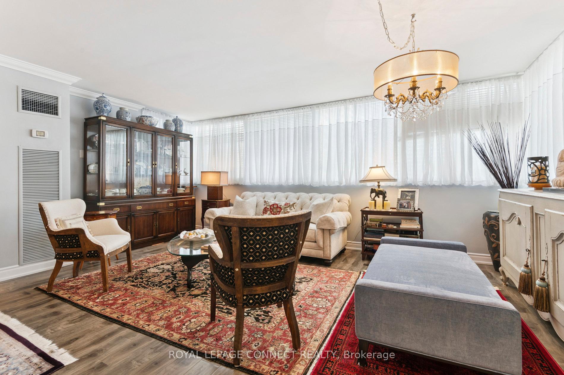 3 Bedrooms Condo at 80 Antibes, Toronto For sale