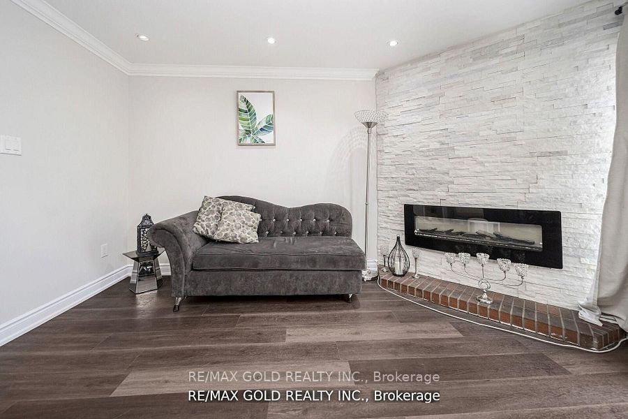 167 Ecclestone Drive