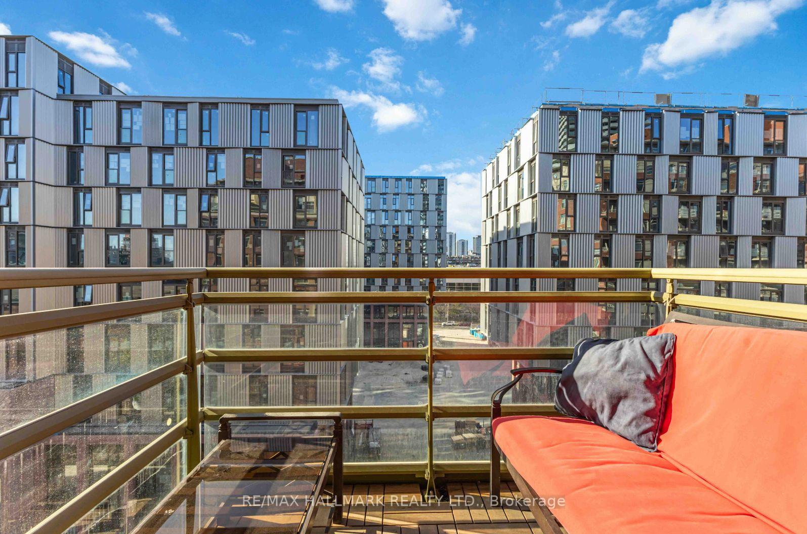 1 Bedroom Condo at 70 Mill, Toronto For sale