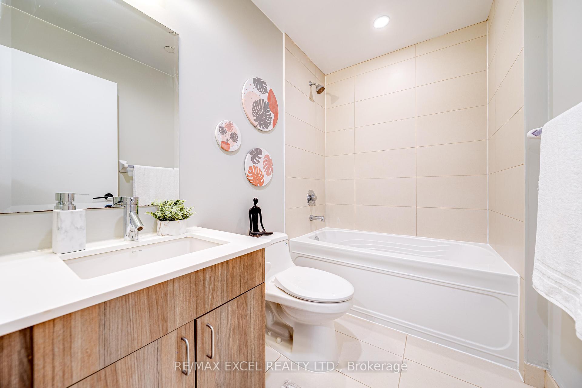 1 Bedroom Condo at 426 University,  Toronto For sale