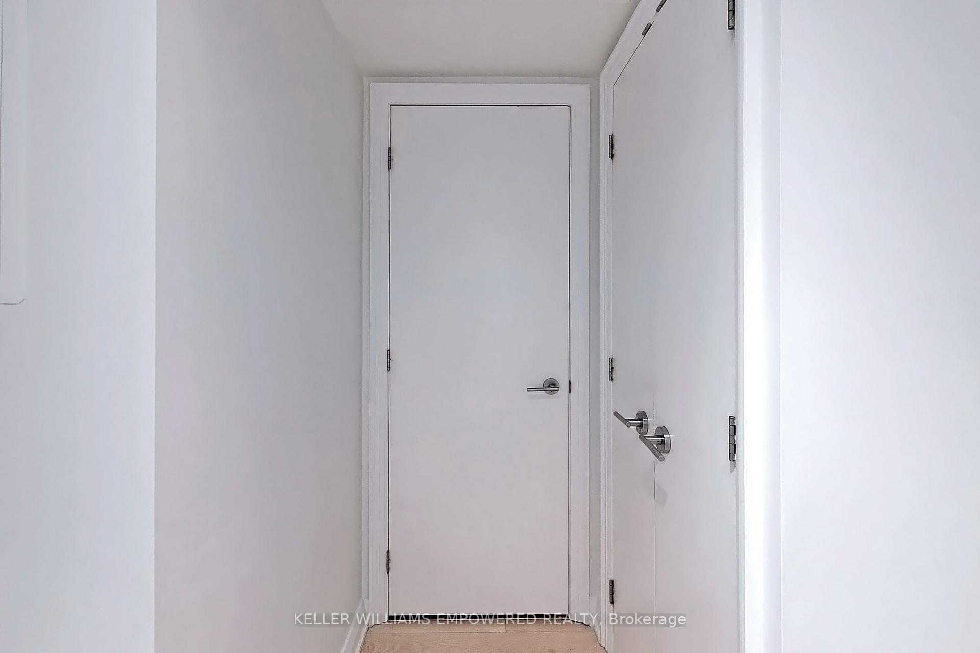 1 Bedroom Condo at 155 Yorkville,  Toronto For sale