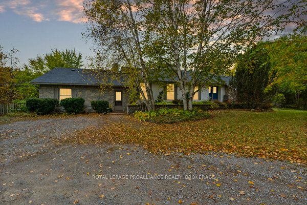 1733 Hitchcock Drive, South Frontenac, ON K0H 1X0