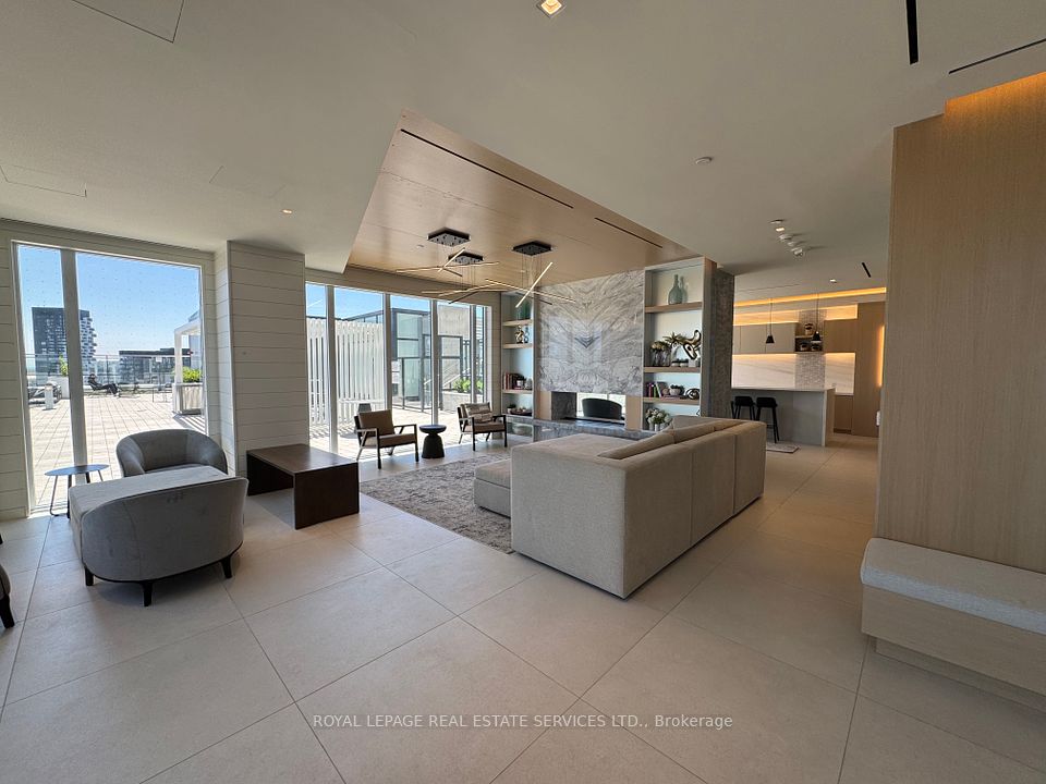 5 Defries Street