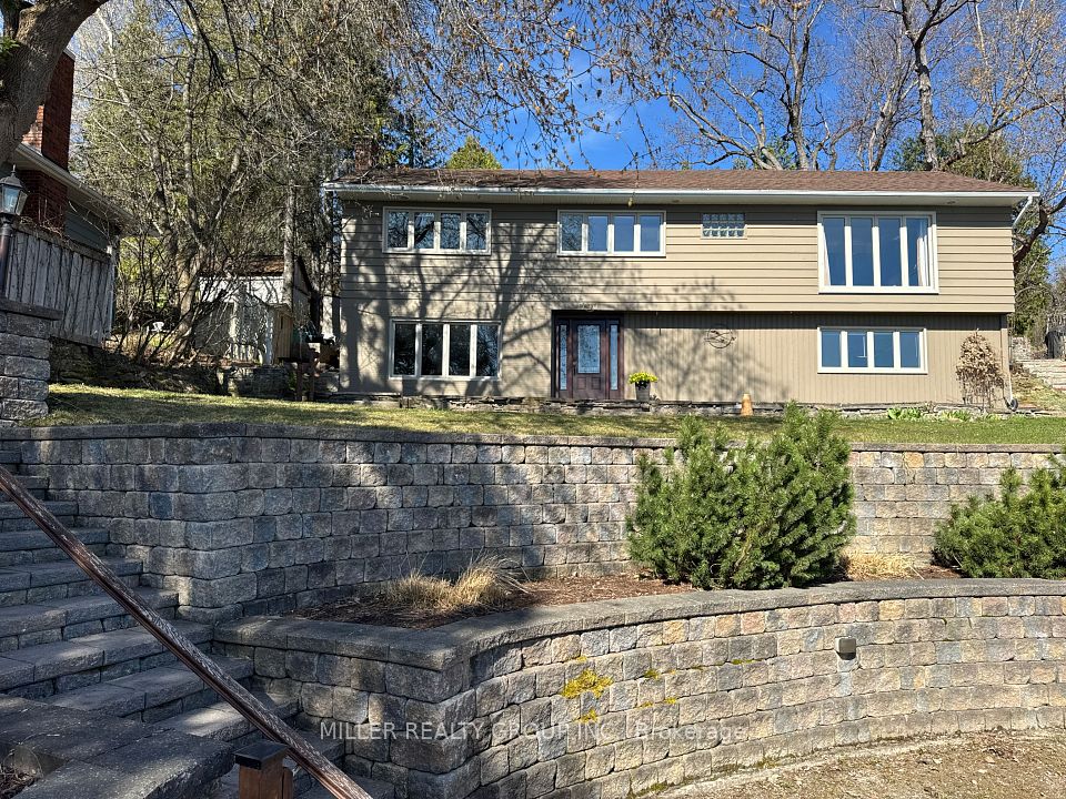 740 Lakeshore