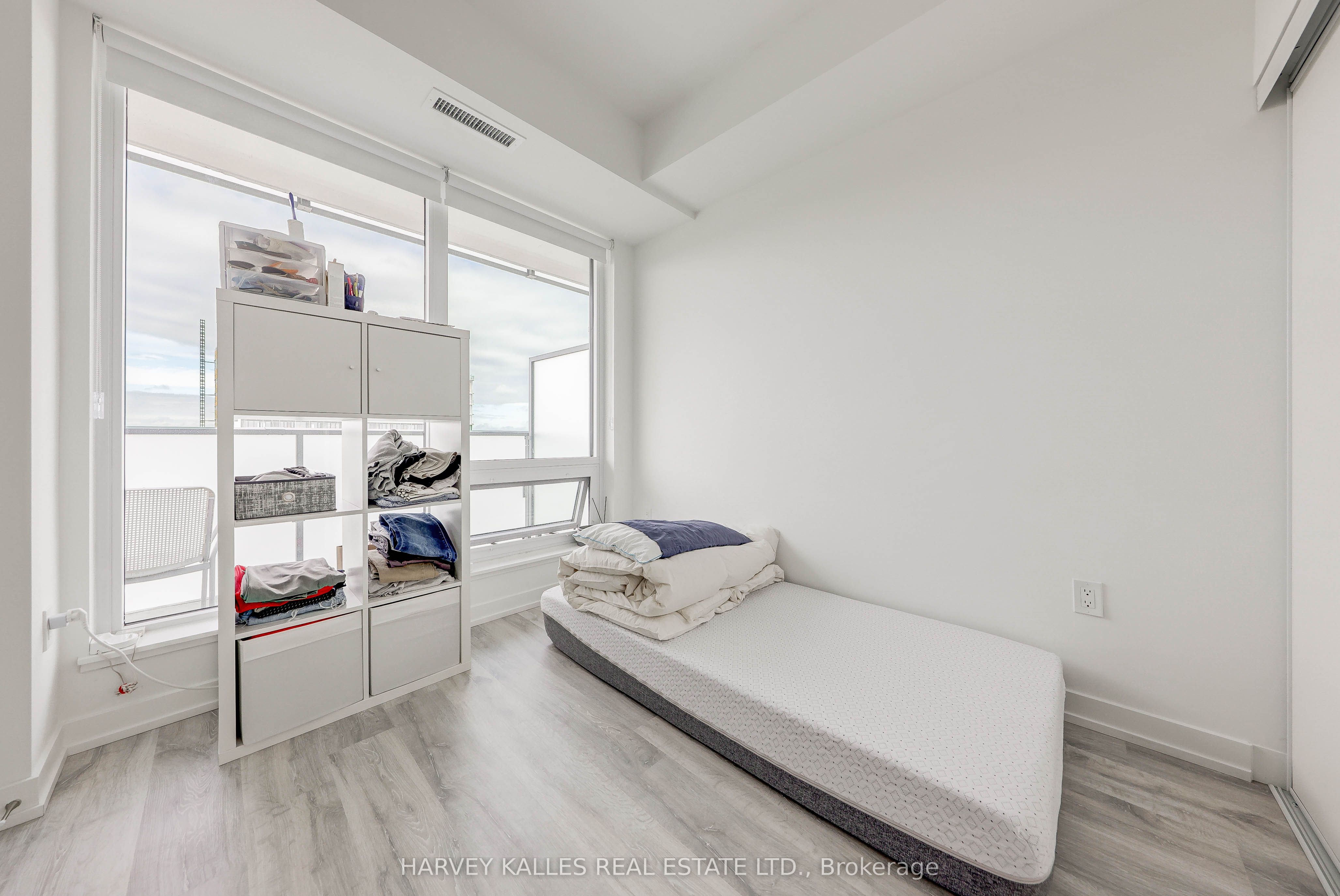 7 Golden Lion Heights N2908