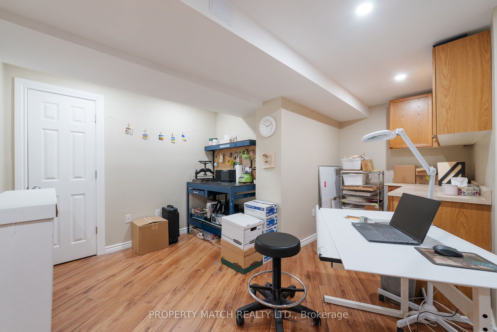 3122 Country Lane