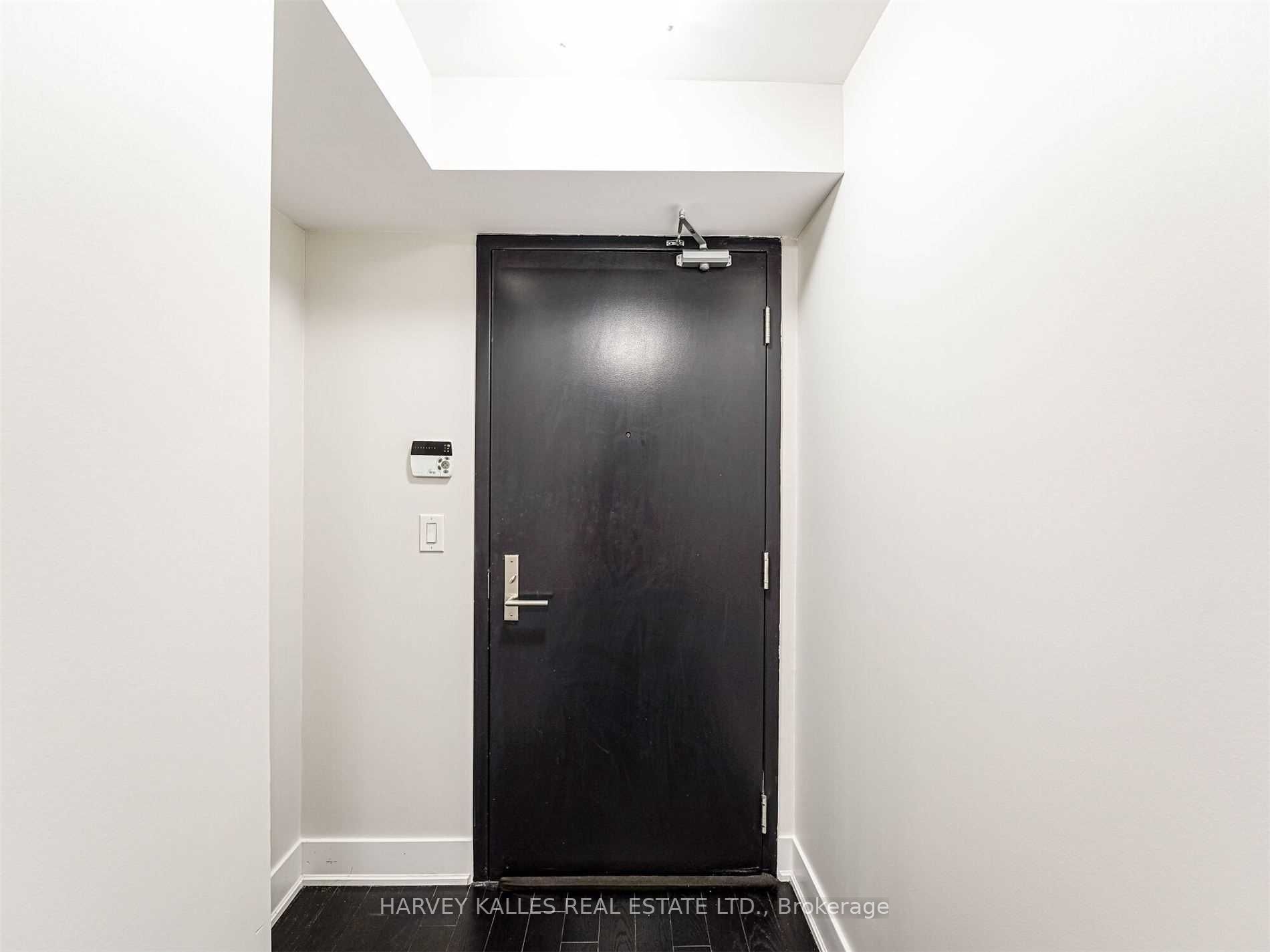 955 Bay Street 622