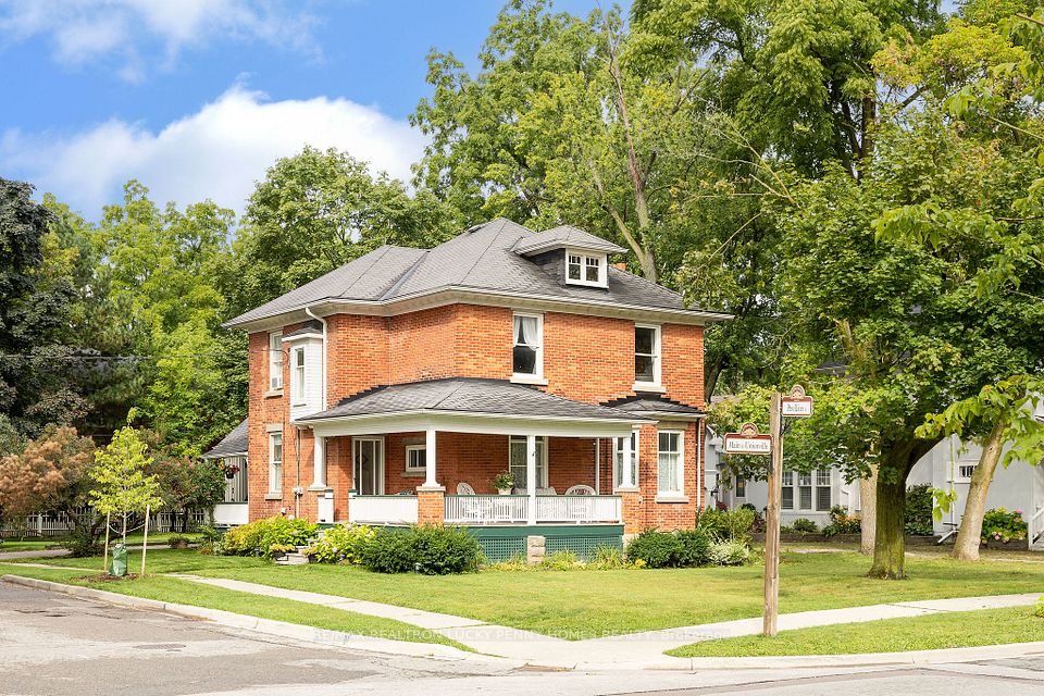 2 Pavillion Street, Markham, ON L3R 1N7