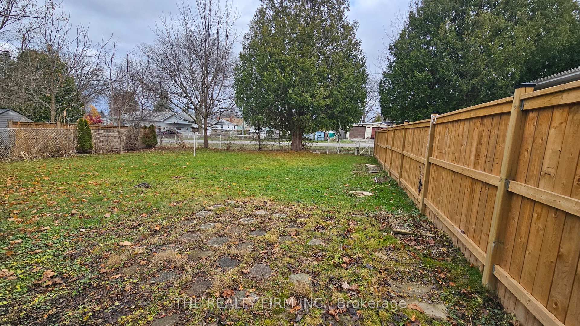 75 Highwood Avenue, London South, ON N6J 1S1