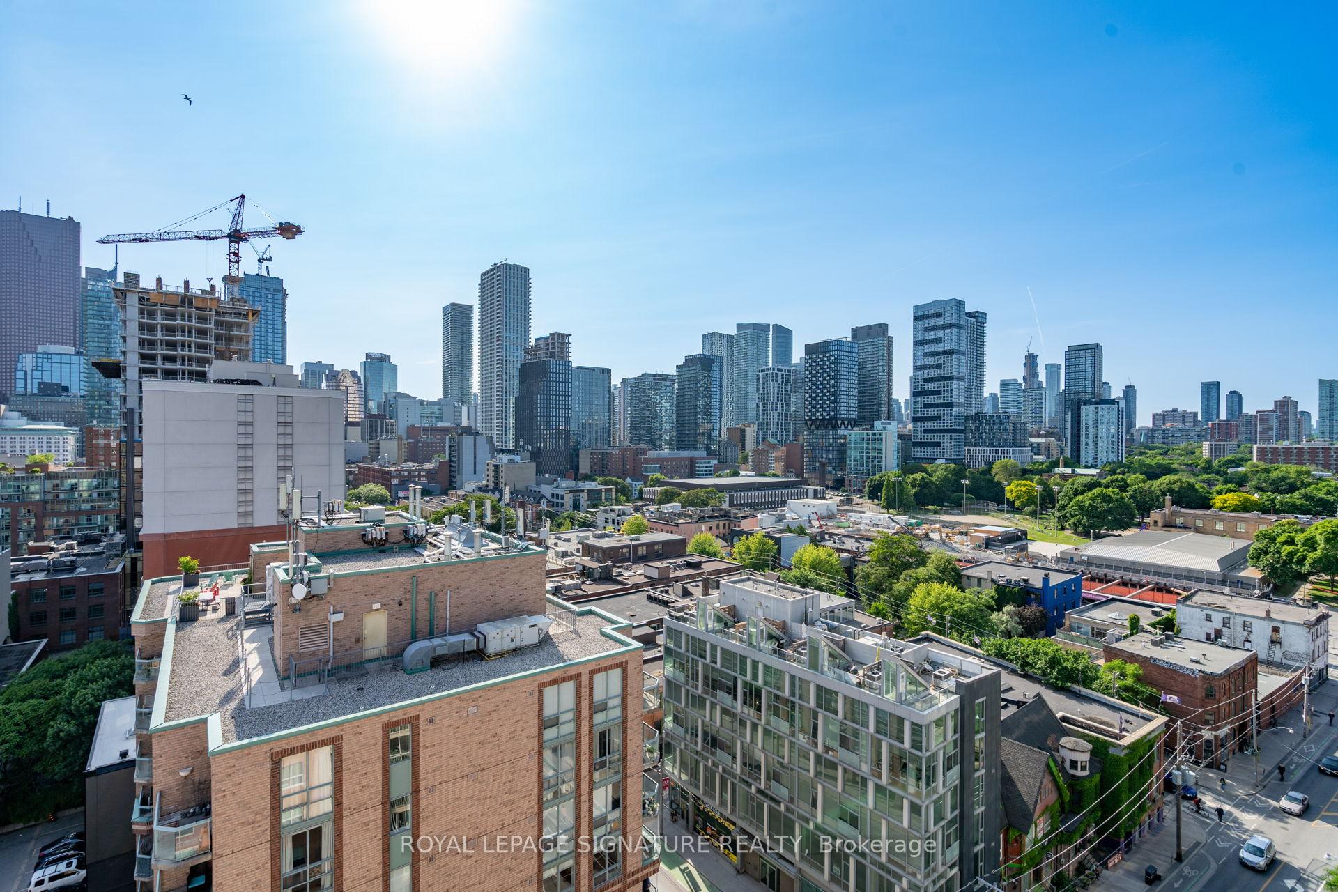 2 Bedrooms Condo at 323 Richmond, Toronto For sale