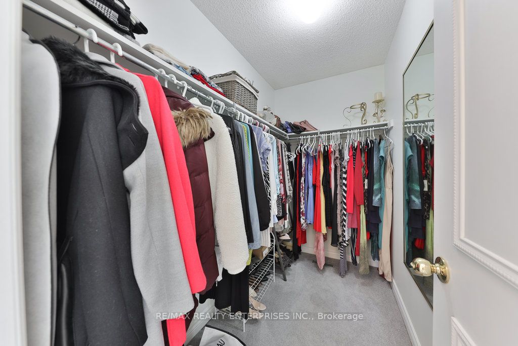 4061 Rolling Valley Drive