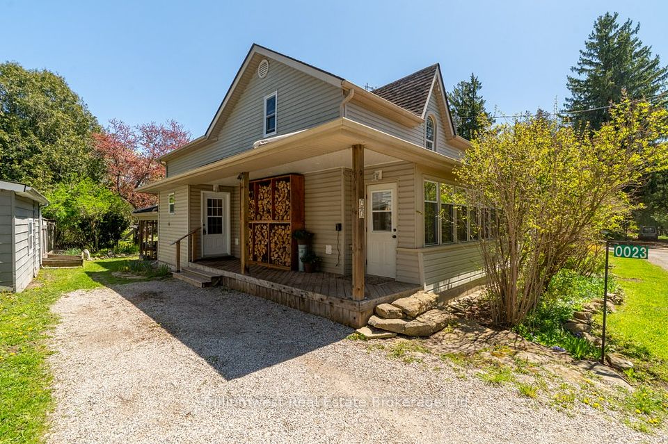 23 Cedar
