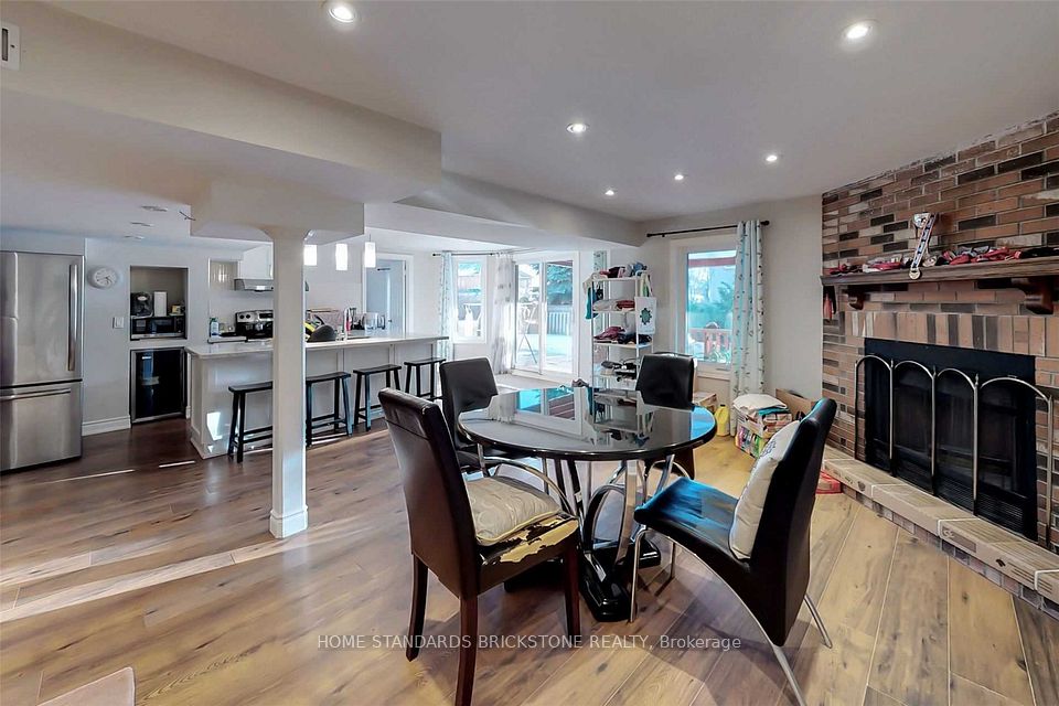1316 Heritage Way, Oakville, ON L6M 3E1