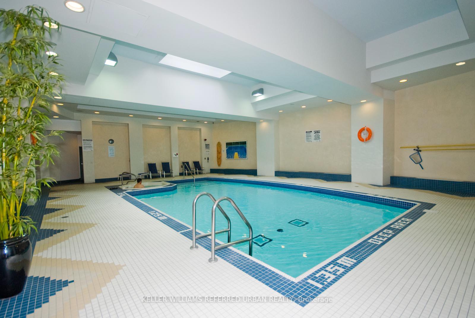 1 Bedroom Condo at 155 Beecroft, Toronto For sale