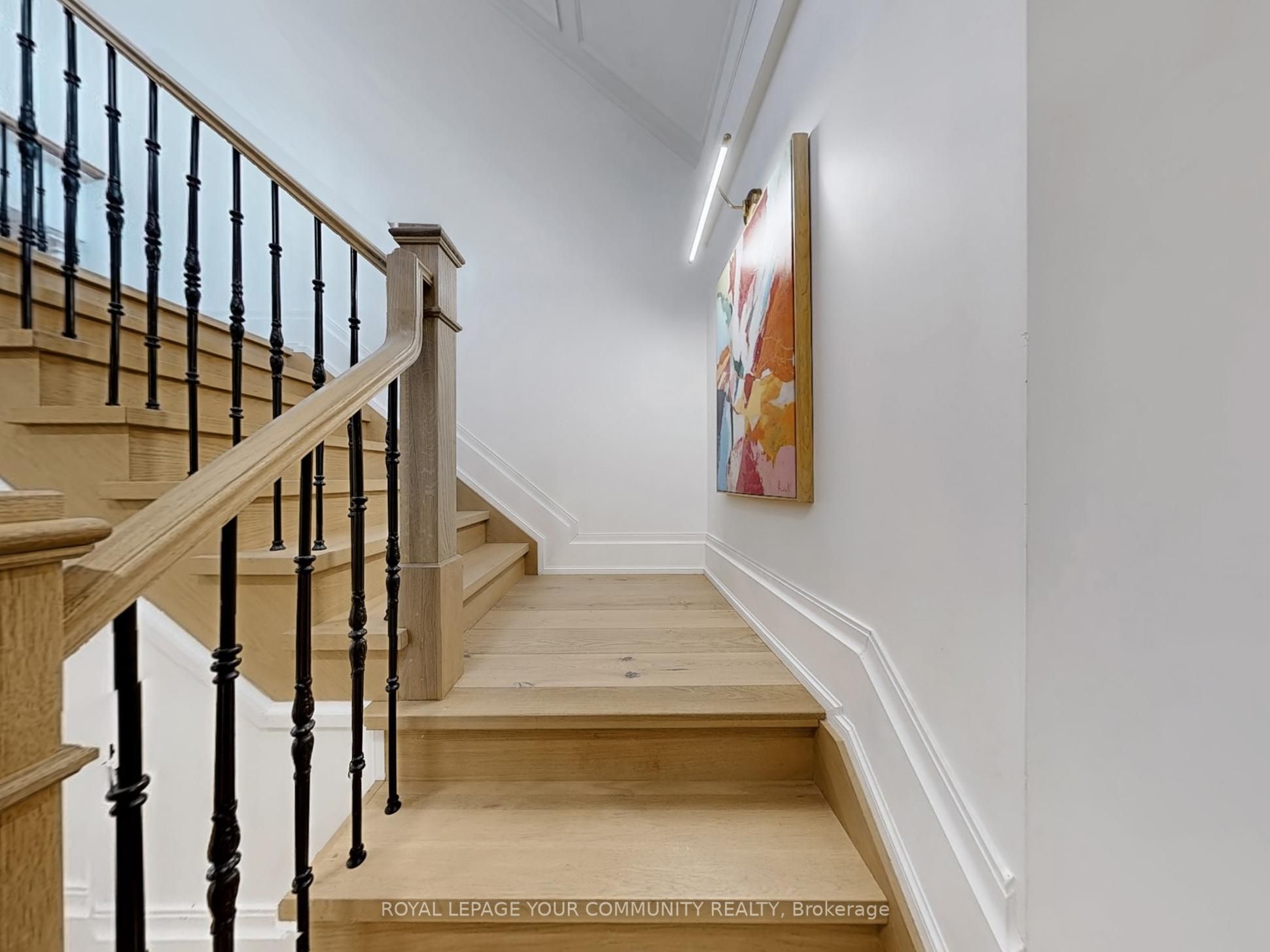 1257 Lakeshore Road W