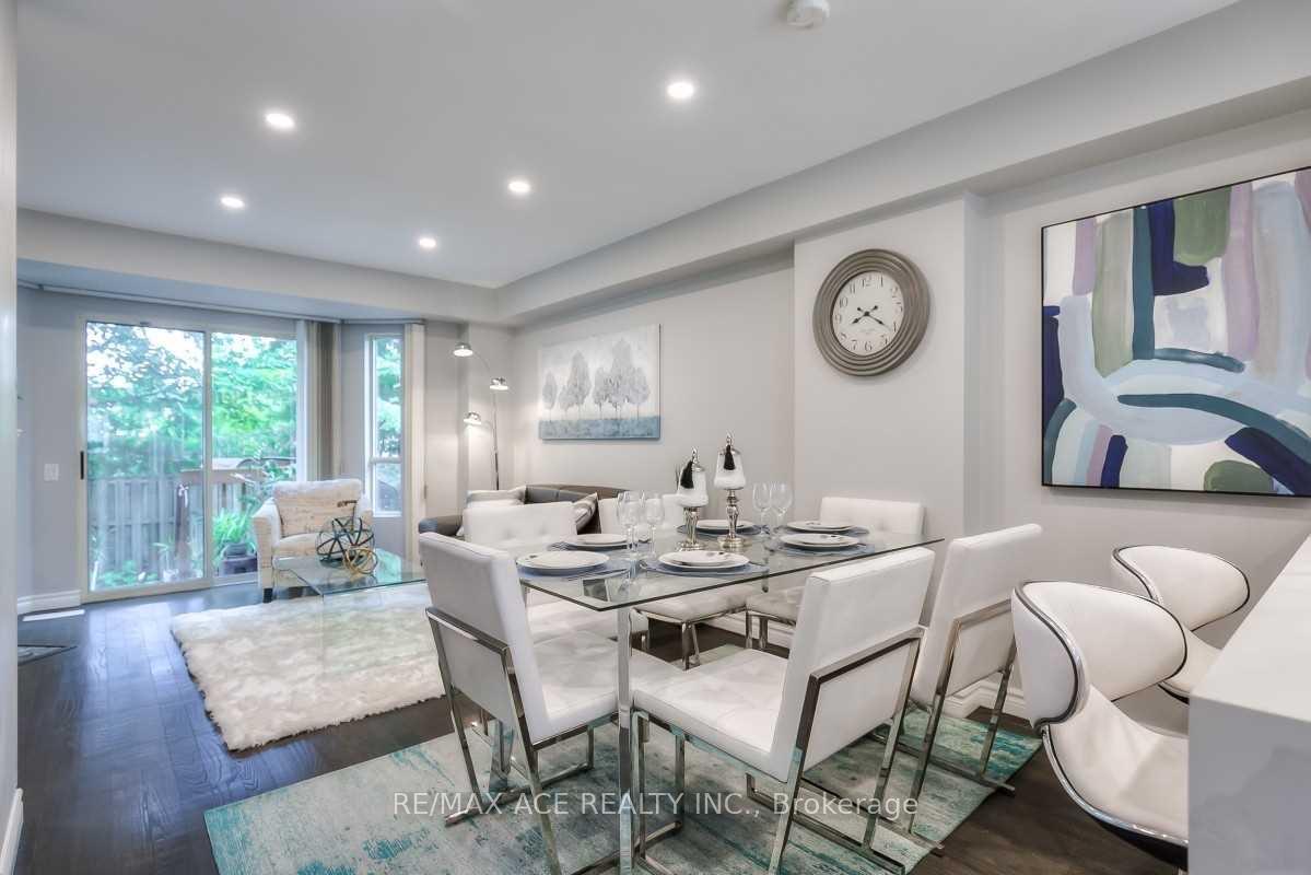 4 Bedrooms Condo at 2472 Eglinton, Toronto For sale