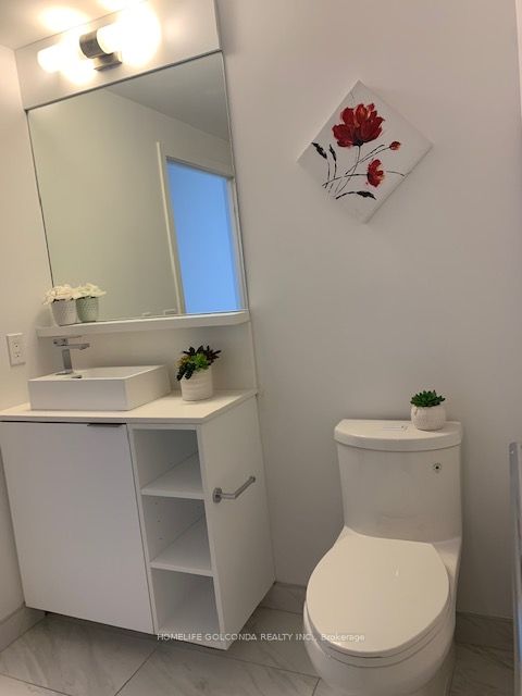 85 Wood Street, #2216