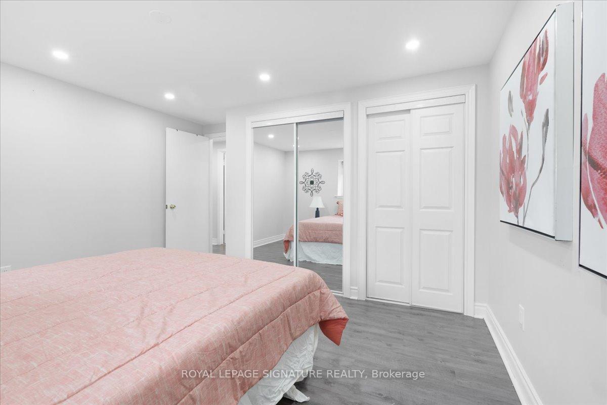 3 Bedrooms Condo at 2 Liszt,  Toronto For sale
