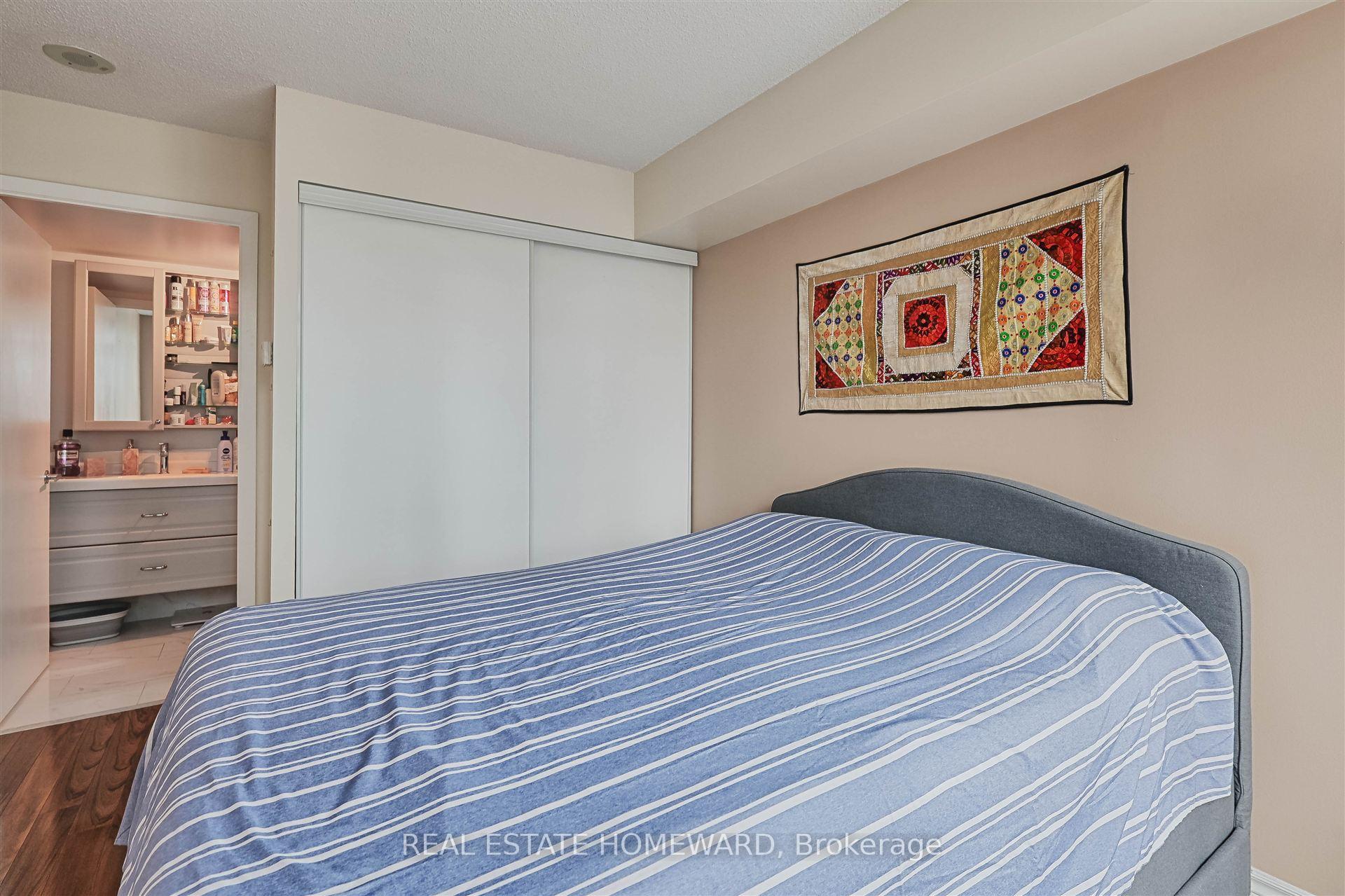 3 Bedrooms Condo at 397 Front, Toronto For sale