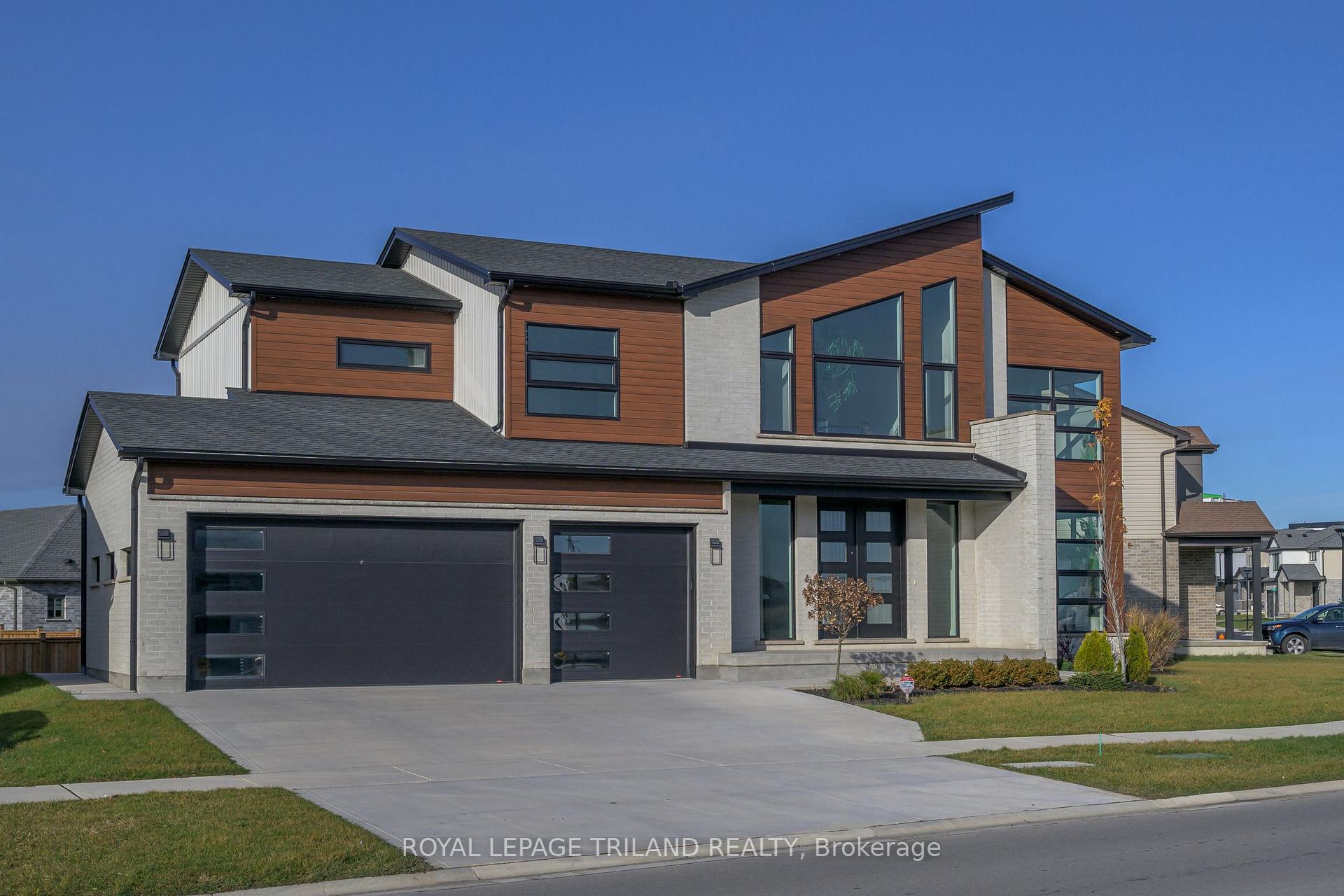 177 Middleton Avenue, London South, ON N6L 0G1