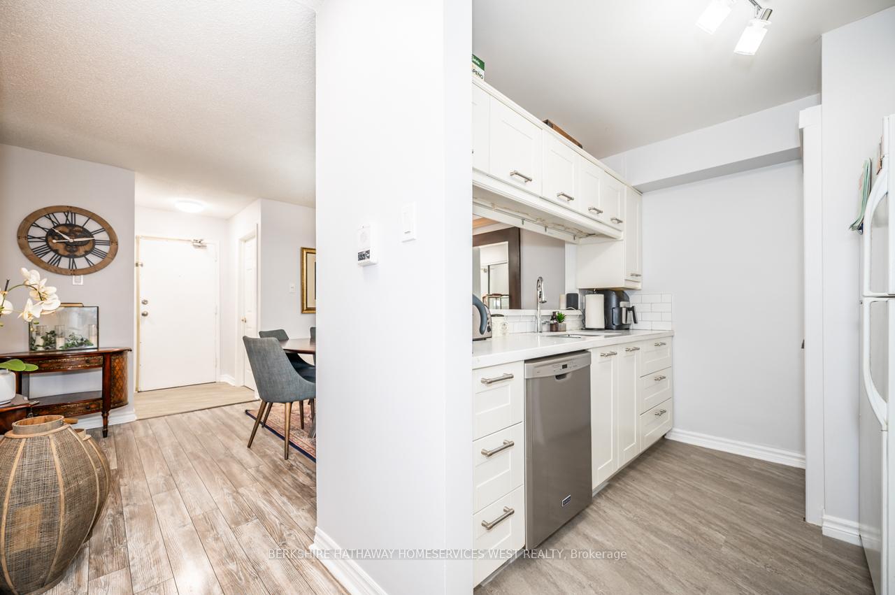 3 Bedrooms Condo at 1450 Glen Abbey,  Oakville For sale