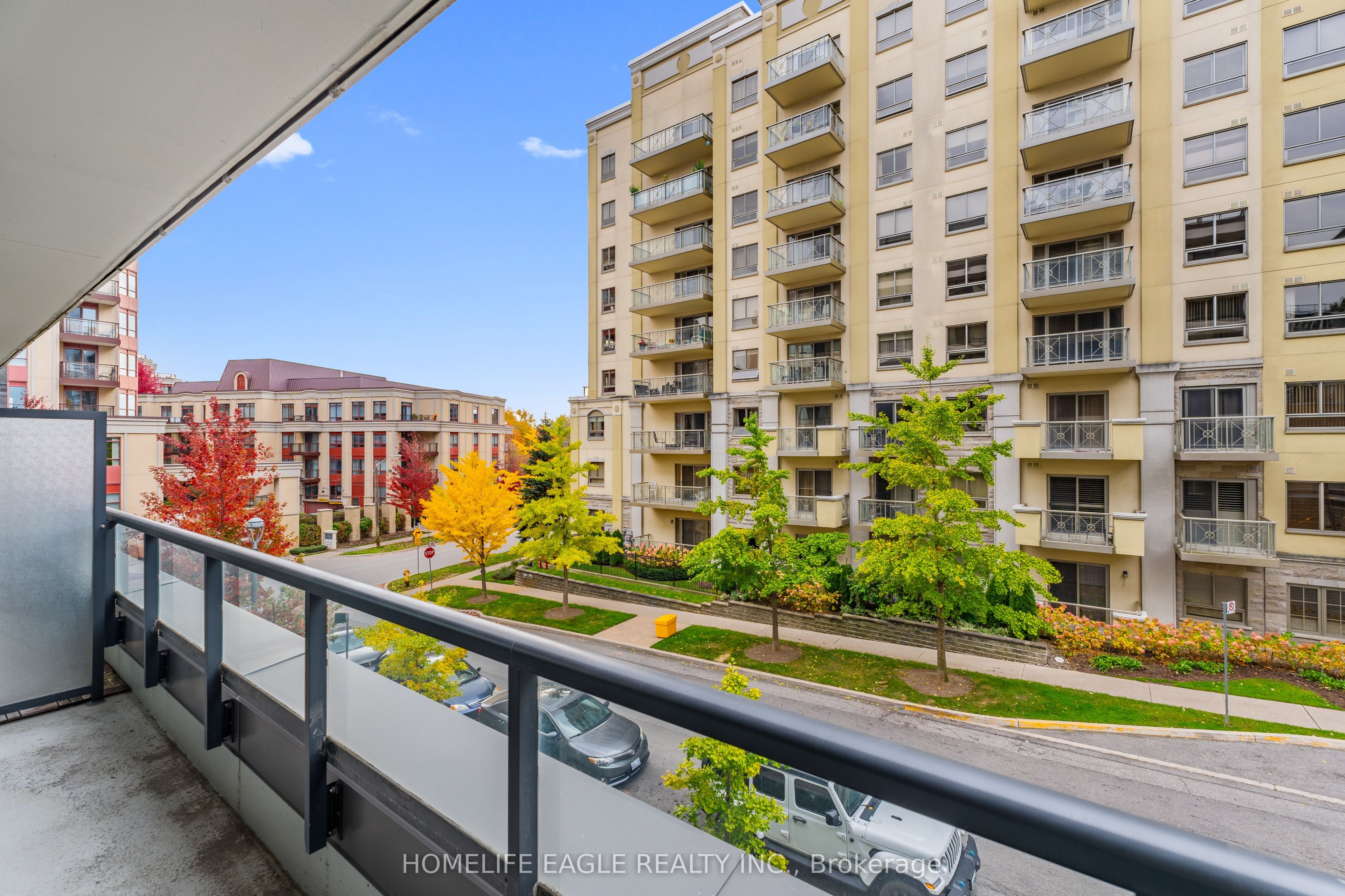 18 Rean Drive, #222