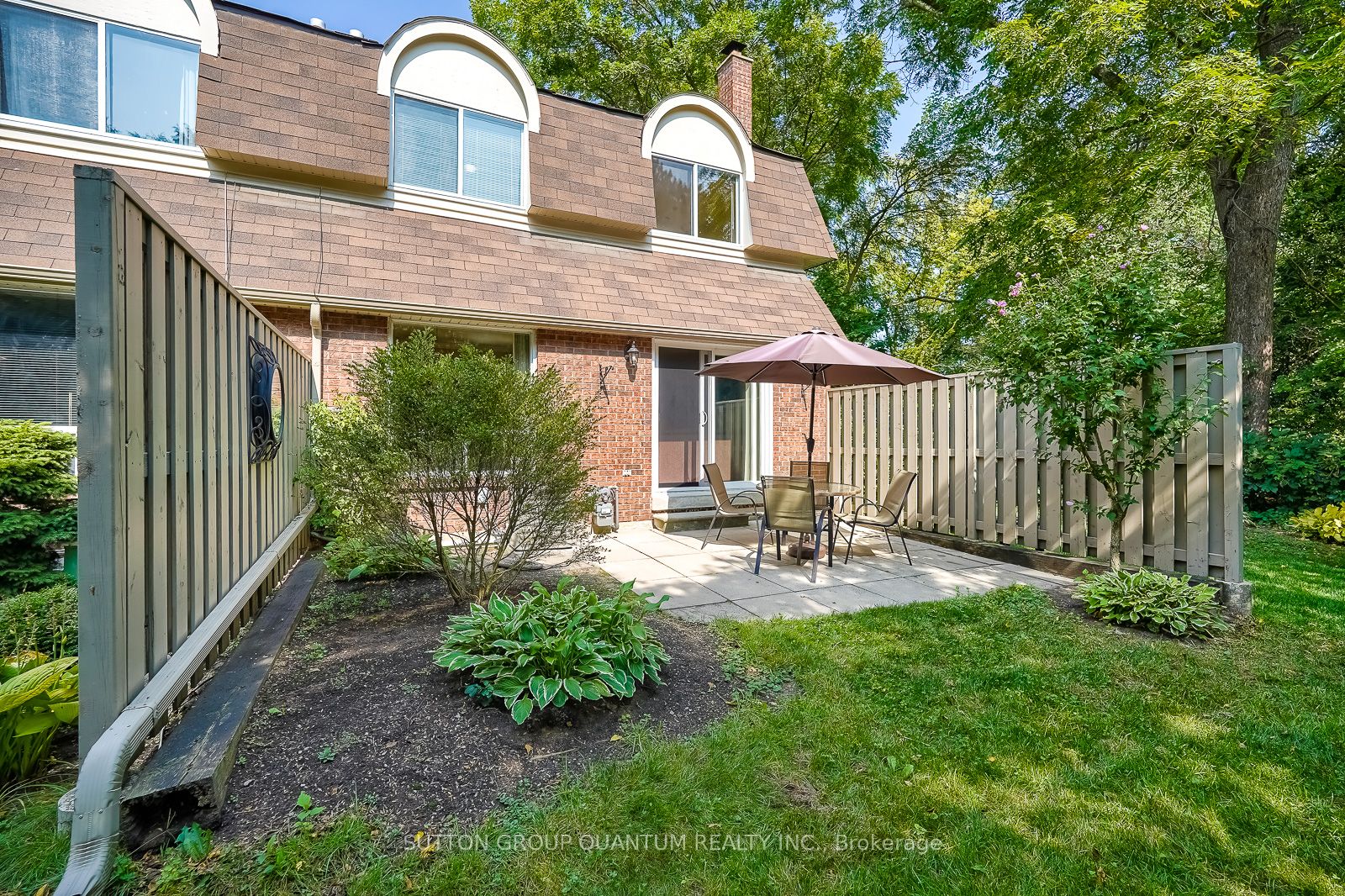 #22 - 150 South Service Road, Mississauga, ON L5G 2R9