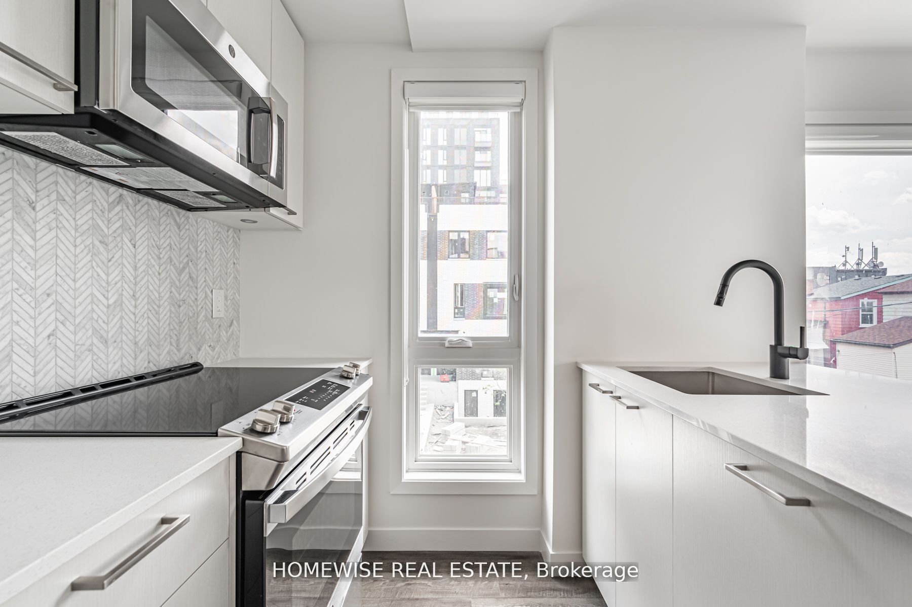 20 Ed Clark Gardens Boulevard, #TH7