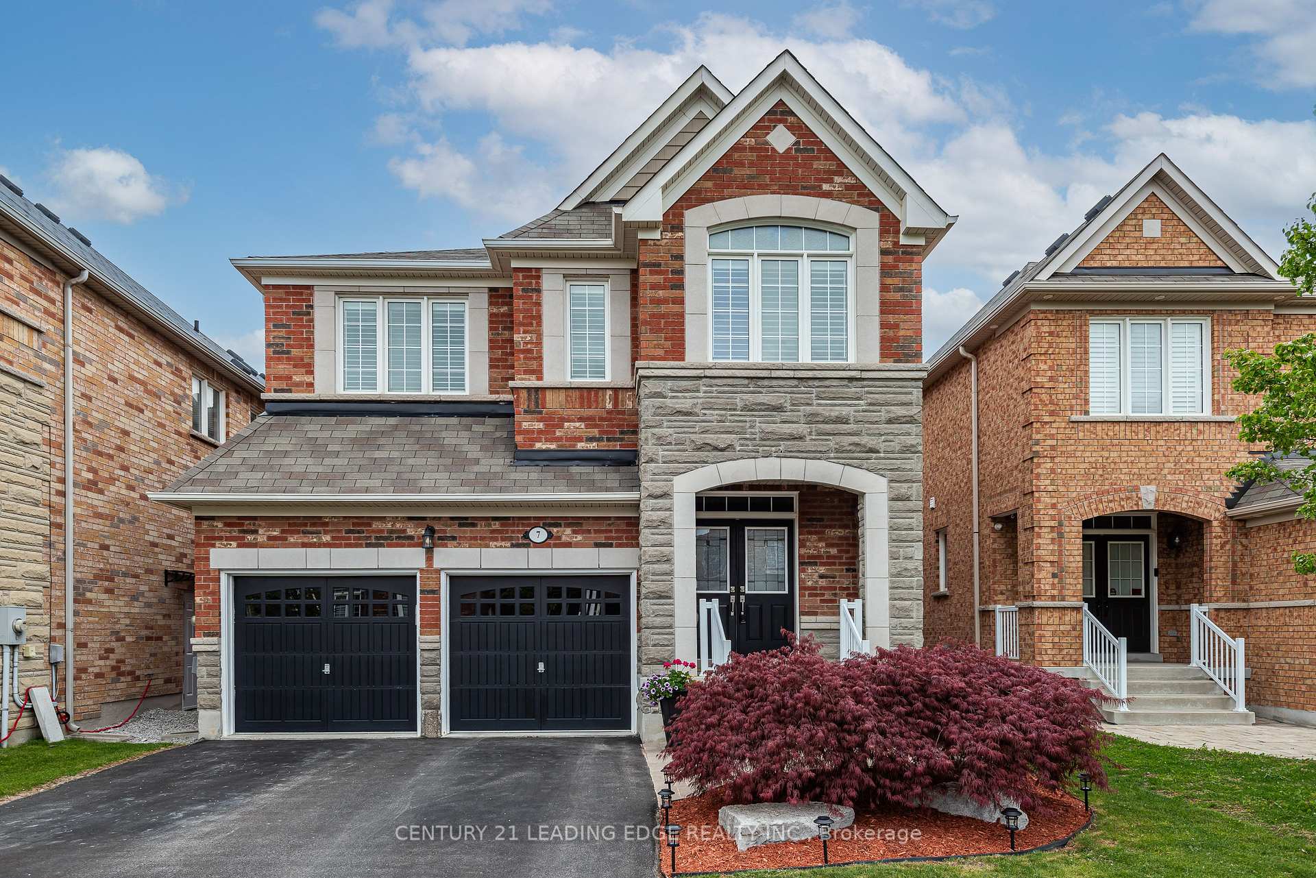 7 McCann Crescent, Bradford West Gwillimbury, ON L3Z 0G5