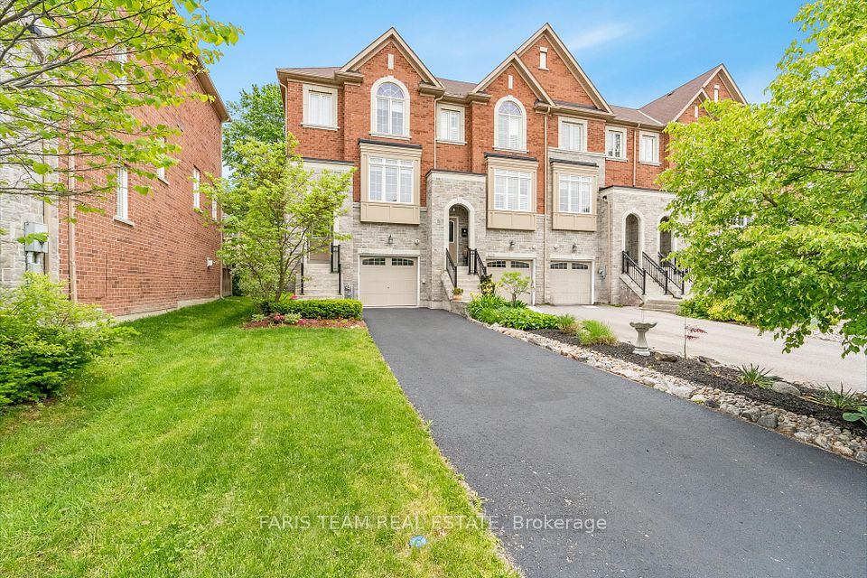 224 Appleton Court, Newmarket, ON L3Y 0B8