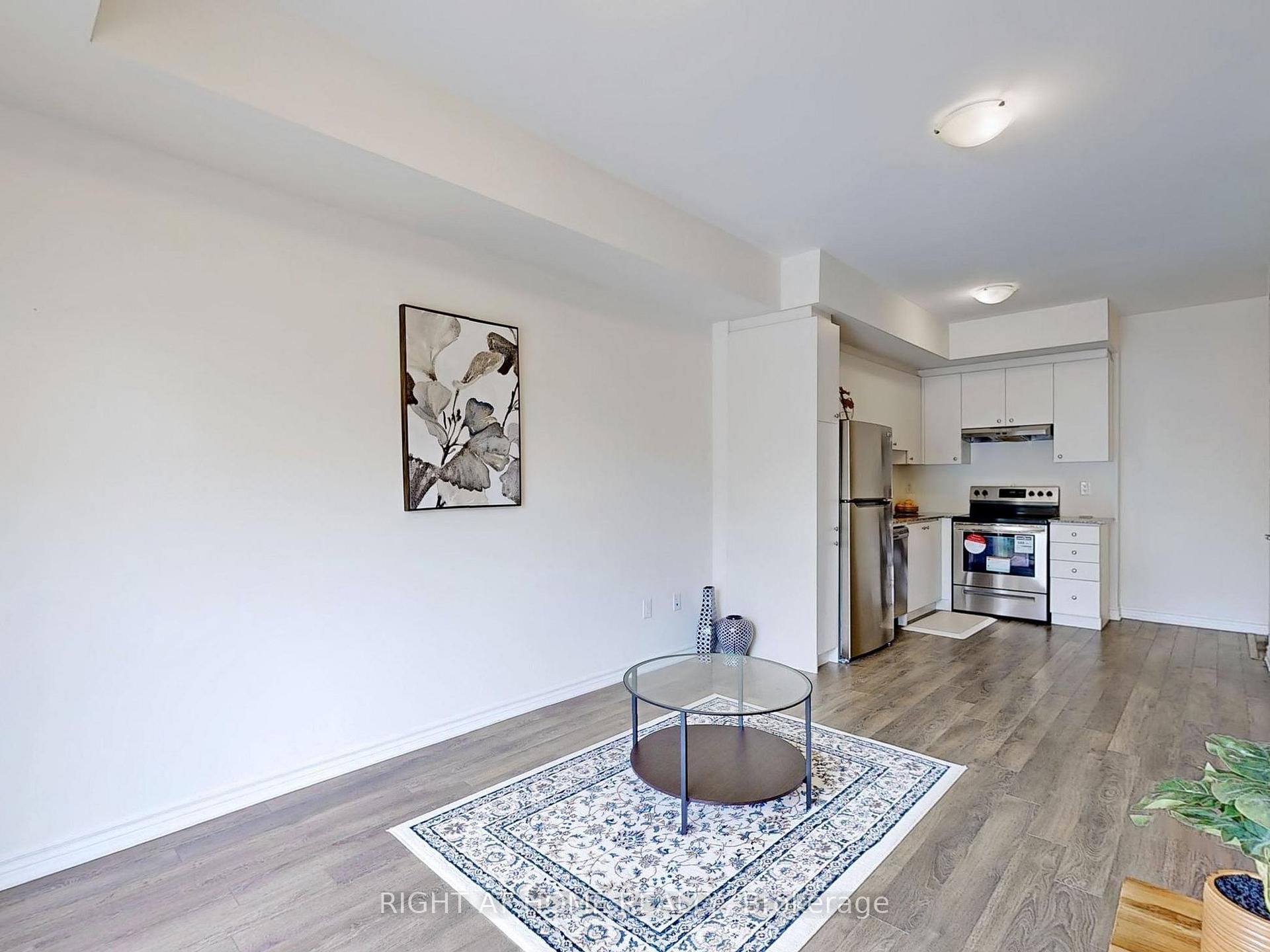 2 Bedrooms Condo at 1081 Danforth,  Toronto For sale