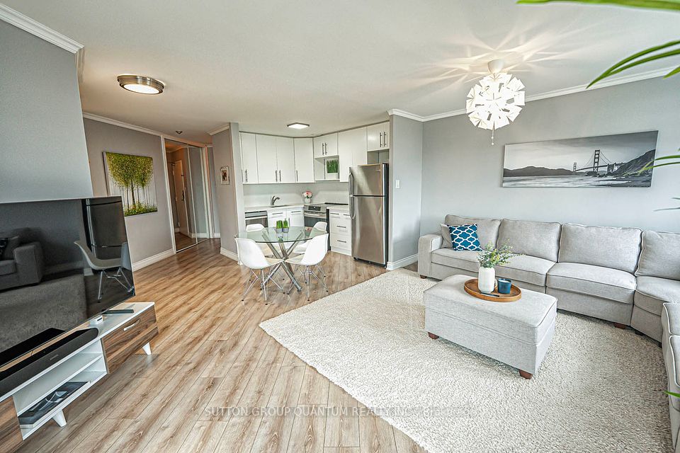 3559 Eglinton Avenue