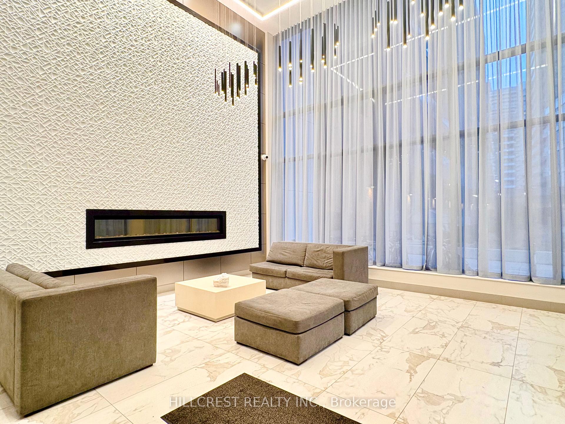 2 Bedrooms Condo at 36 Forest Manor,  Toronto For sale