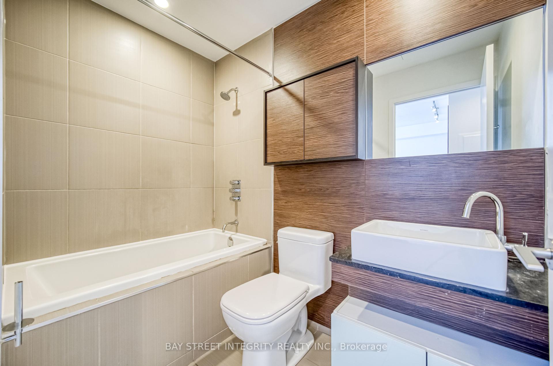 1 Bedroom Condo at 75 St Nicholas, Toronto For sale