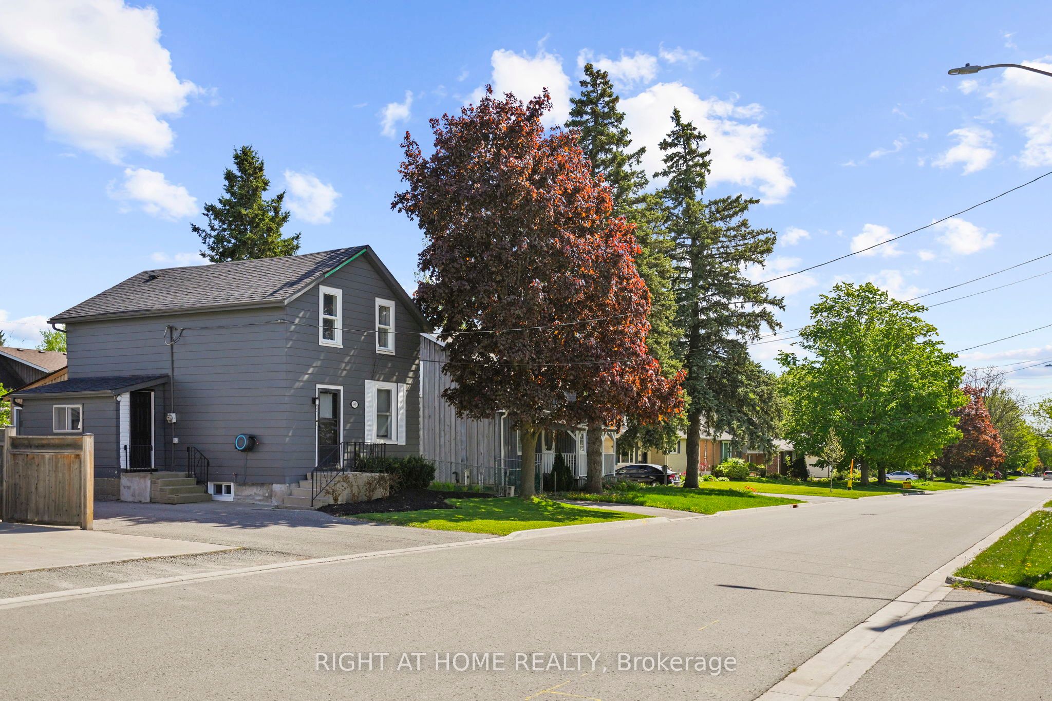 392 Stouffer Street