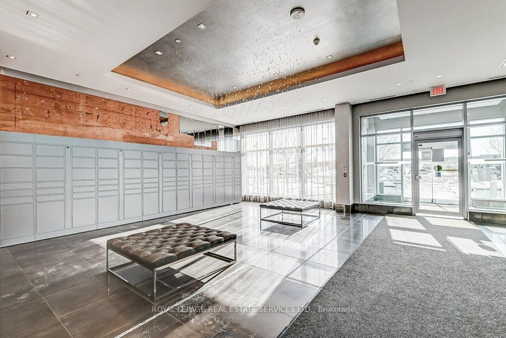 2 Bedrooms Condo at 55 Speers, Oakville For sale